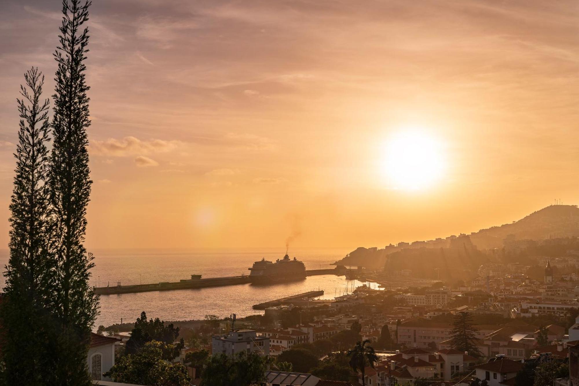 Incredible Sea View - Casa Do Pinheiro Villaer