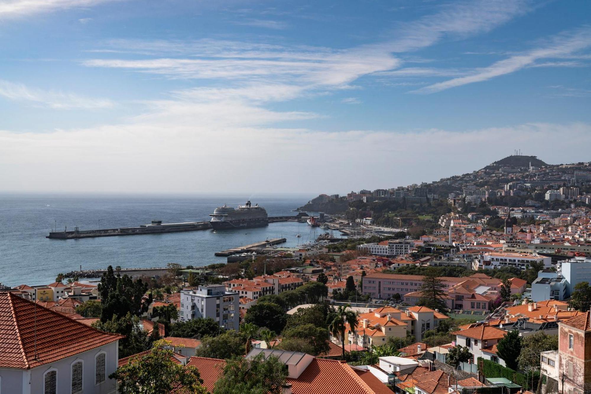Incredible Sea View - Casa Do Pinheiro Villaer Funchal (Madeira)