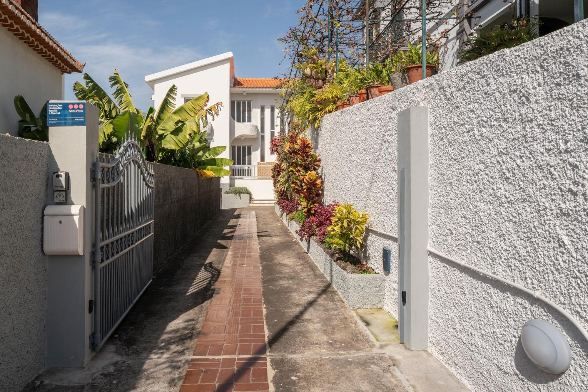 Incredible Sea View - Casa Do Pinheiro Villaer Funchal (Madeira)