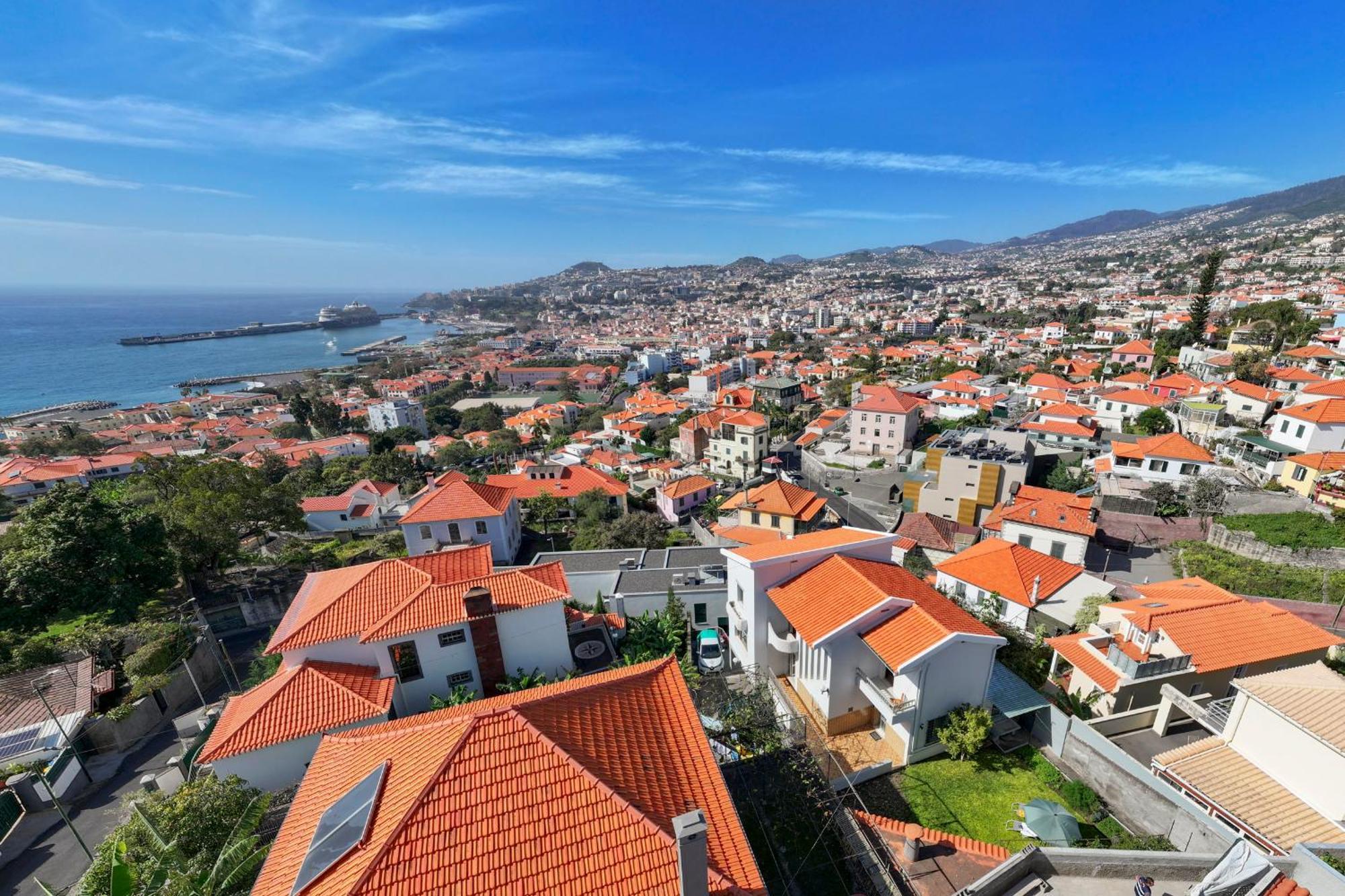 Villaer Incredible Sea View - Casa Do Pinheiro Funchal (Madeira)